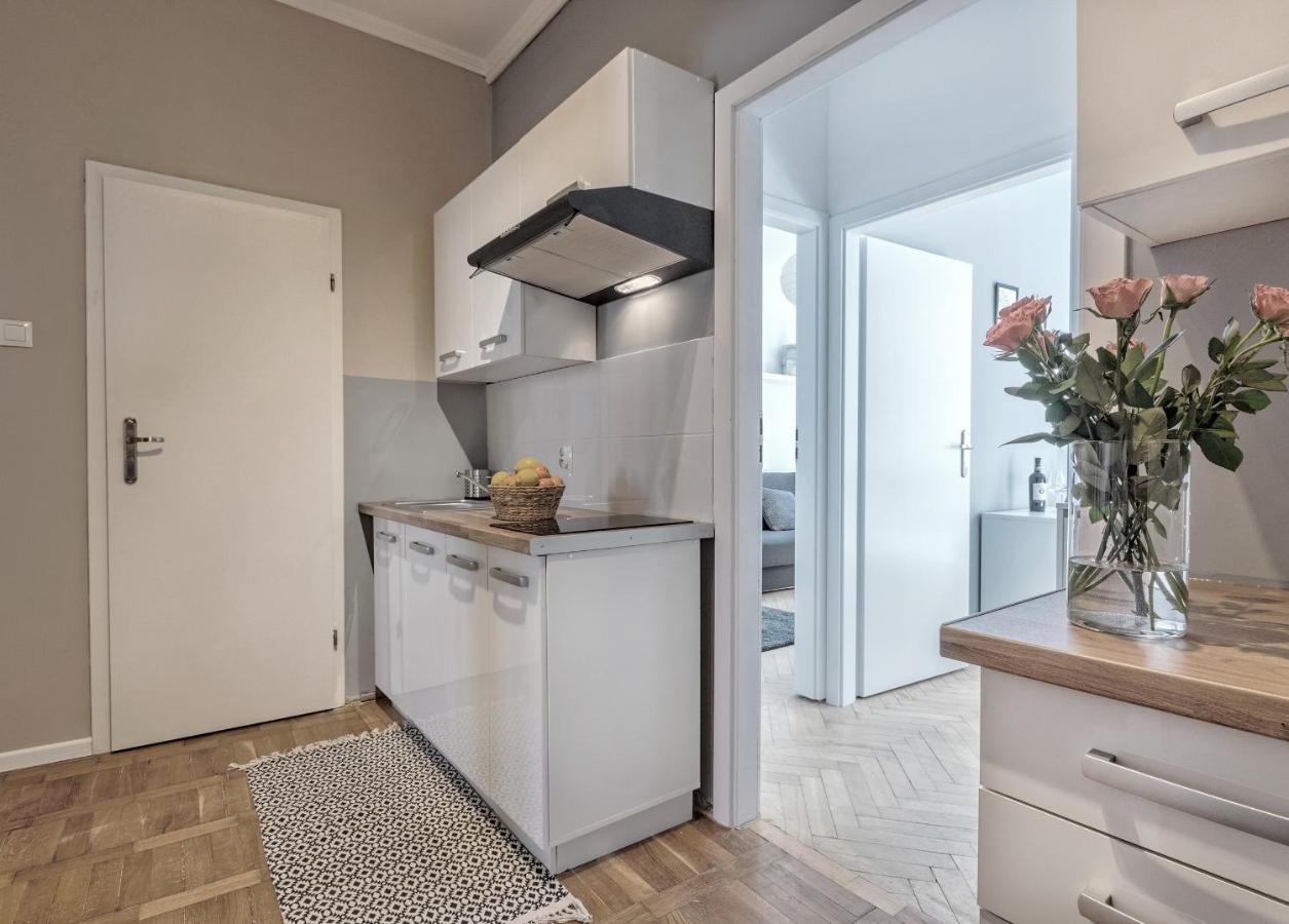 Cityrooms Swietego Ducha Гданск Екстериор снимка